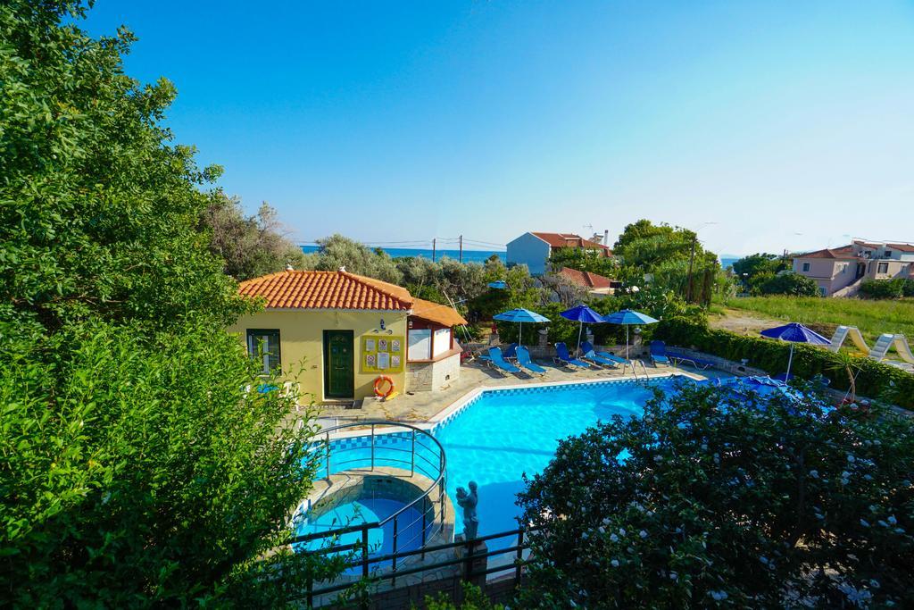 Albatross Aparthotel Marathókampos Exterior foto